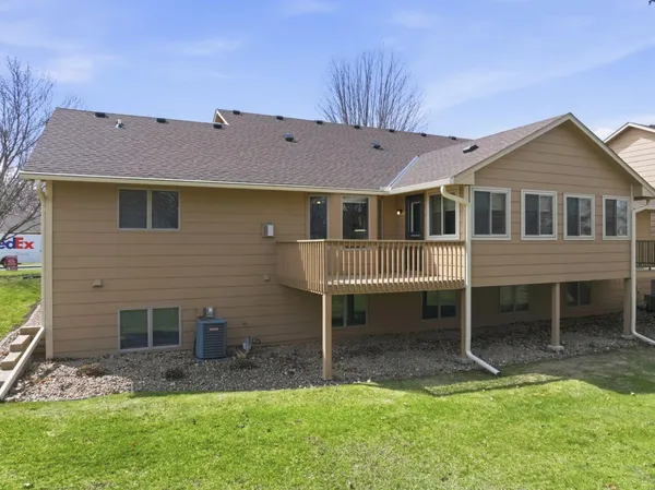 $314,900 | 1700 Humphrey Court, Northfield, MN 55057