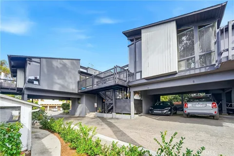 $6,295,000 | 2101 Glenneyre Street, Laguna Beach, CA 92651