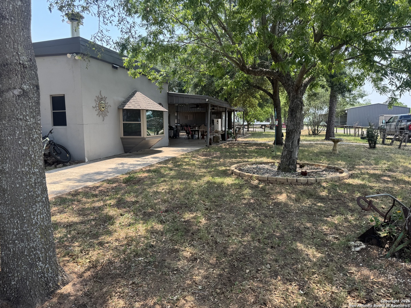 7084 Richter Road Elmendorf, TX 78112 - Photo 12 of 59