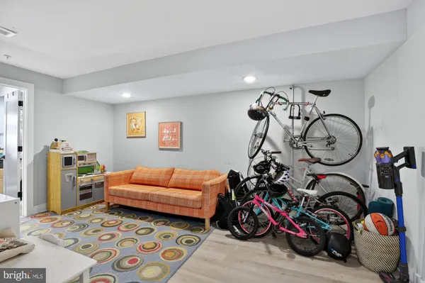 $3,750 | 722 East Thompson Street, Philadelphia, PA 19125