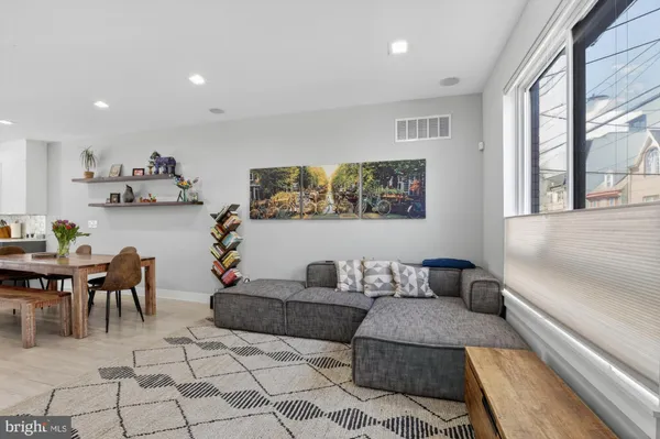 $3,750 | 722 East Thompson Street, Philadelphia, PA 19125