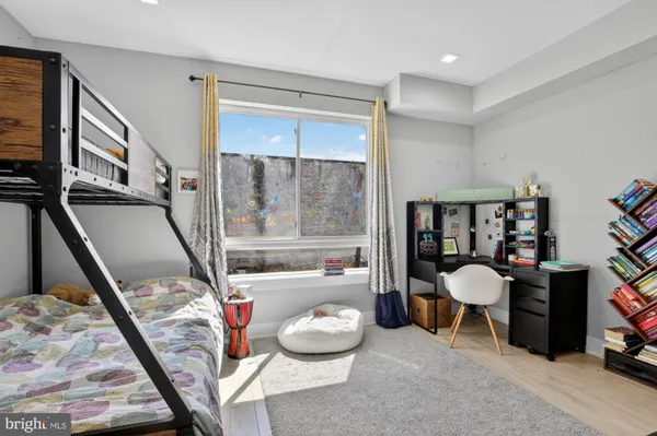 $3,750 | 722 East Thompson Street, Philadelphia, PA 19125