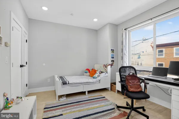 $3,750 | 722 East Thompson Street, Philadelphia, PA 19125