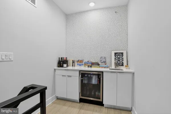 $3,750 | 722 East Thompson Street, Philadelphia, PA 19125