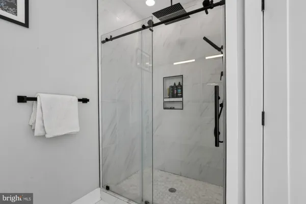 $3,750 | 722 East Thompson Street, Philadelphia, PA 19125