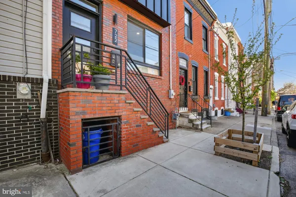 $3,750 | 722 East Thompson Street, Philadelphia, PA 19125