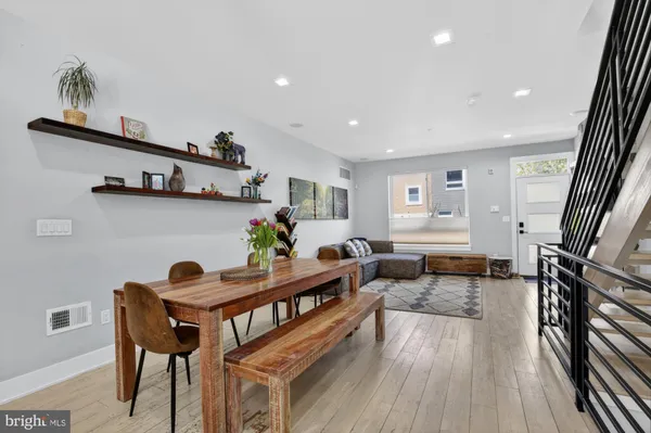 $3,750 | 722 East Thompson Street, Philadelphia, PA 19125