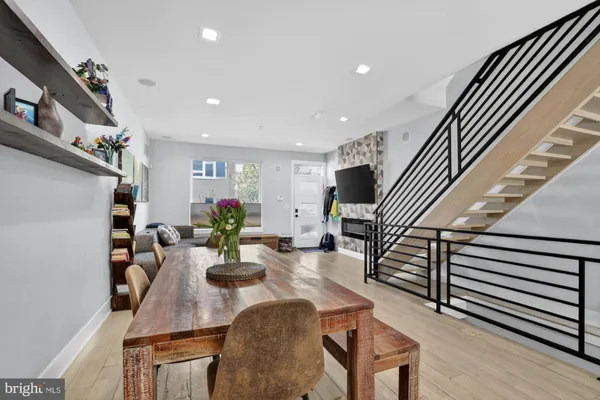 $3,750 | 722 East Thompson Street, Philadelphia, PA 19125