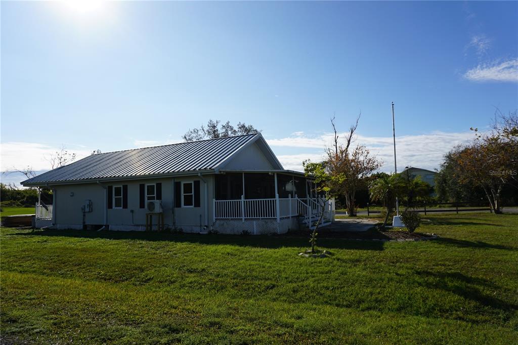 323 Hiram Street Punta Gorda, FL 33982 - Photo 14 of 35