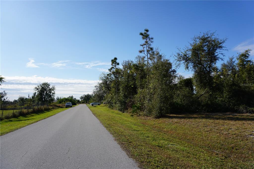 323 Hiram Street Punta Gorda, FL 33982 - Photo 5 of 35