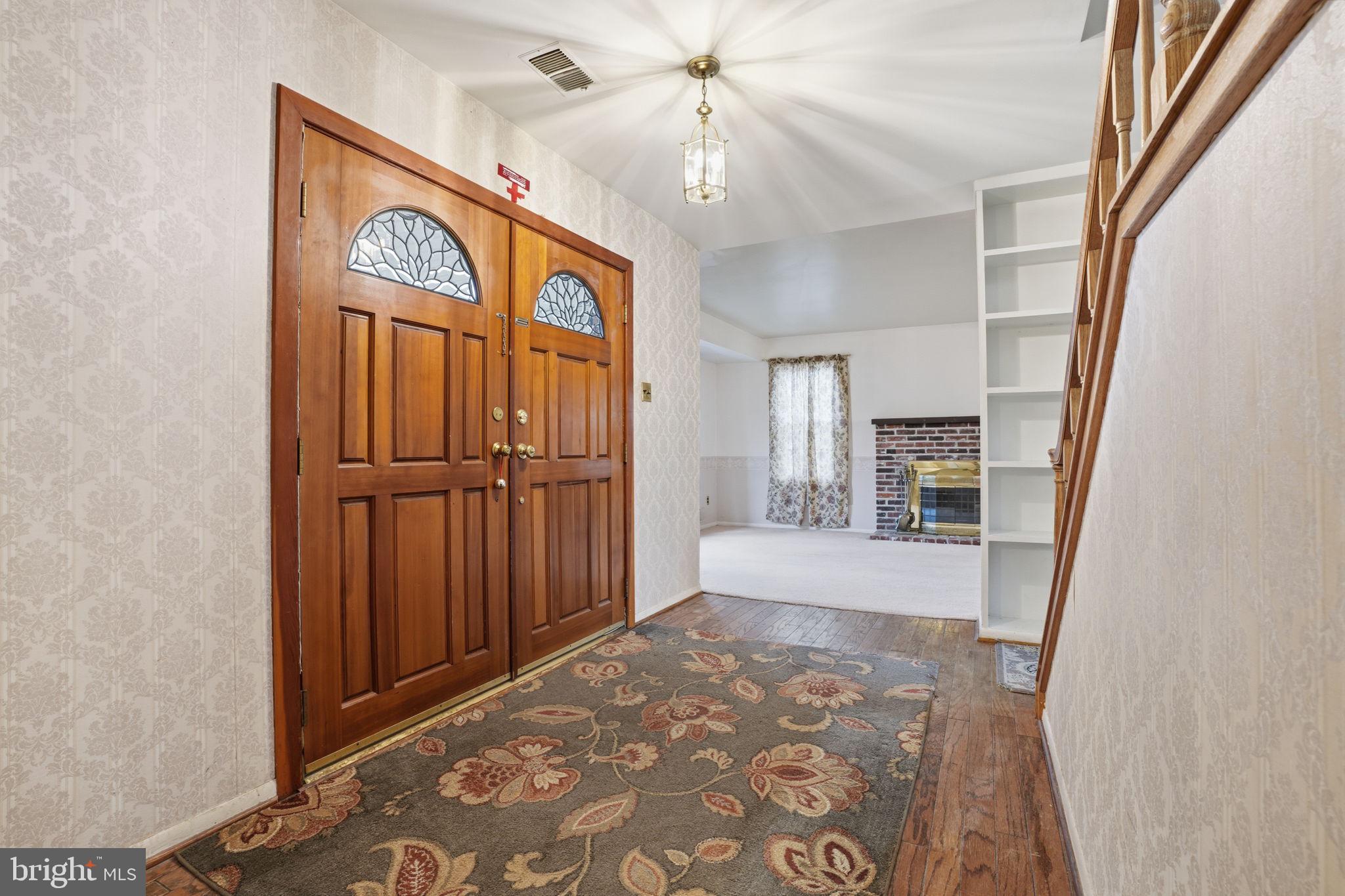 205 High Street Newtown, PA 18940 - Photo 2 of 30