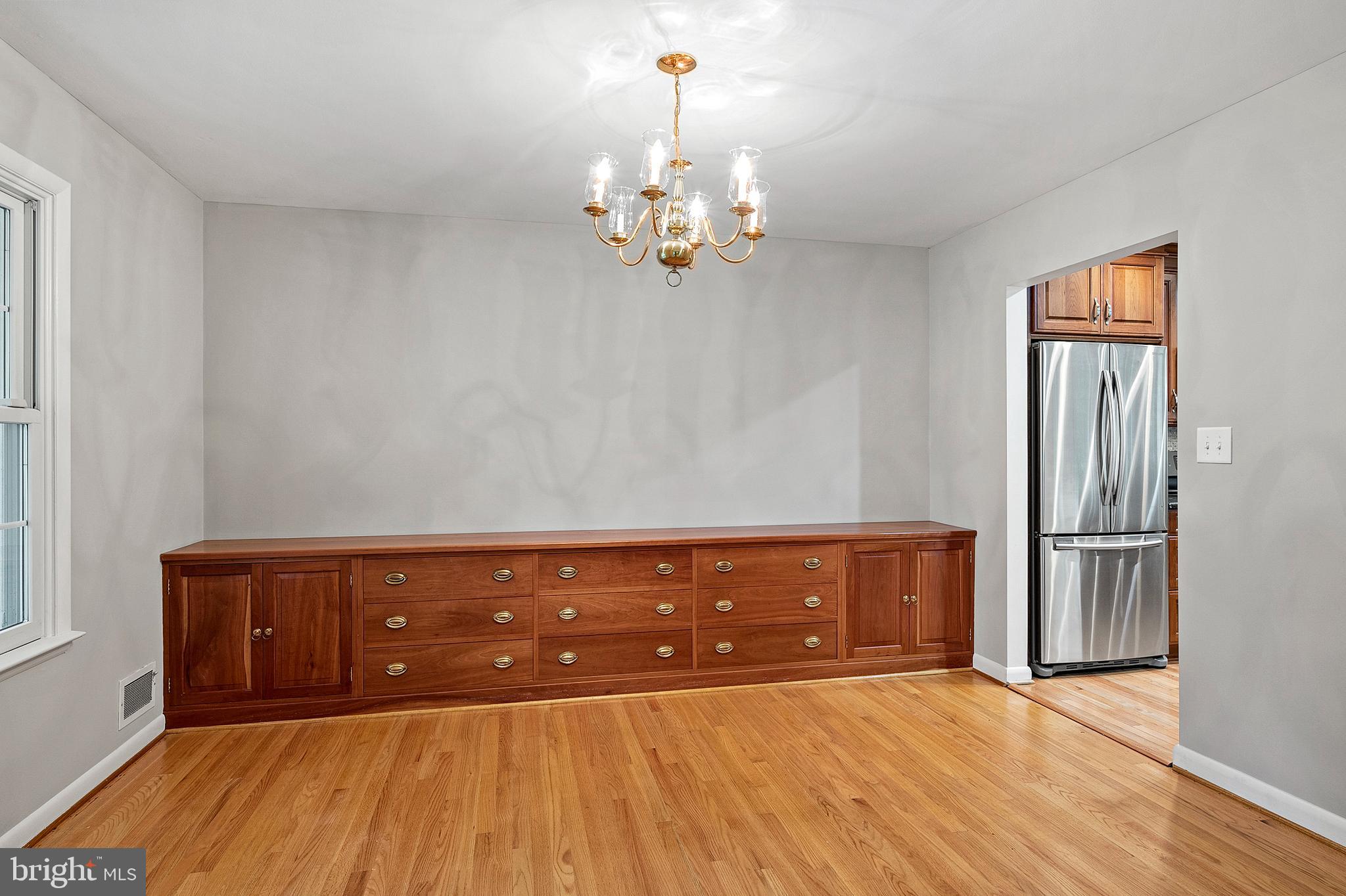 3929 Hawthorne Road Ellicott City, MD 21042 - Photo 14 of 37 Dining Room
