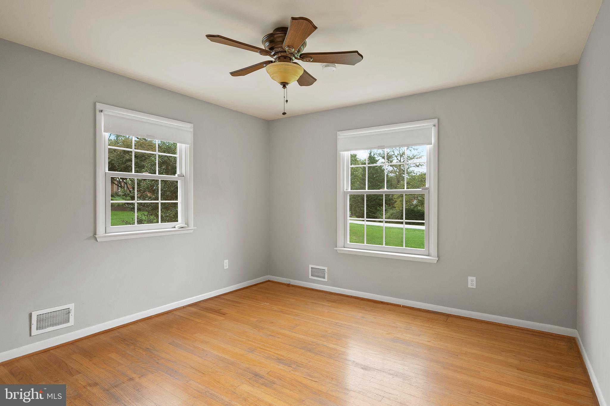 3929 Hawthorne Road Ellicott City, MD 21042 - Photo 21 of 37 Bedroom 3