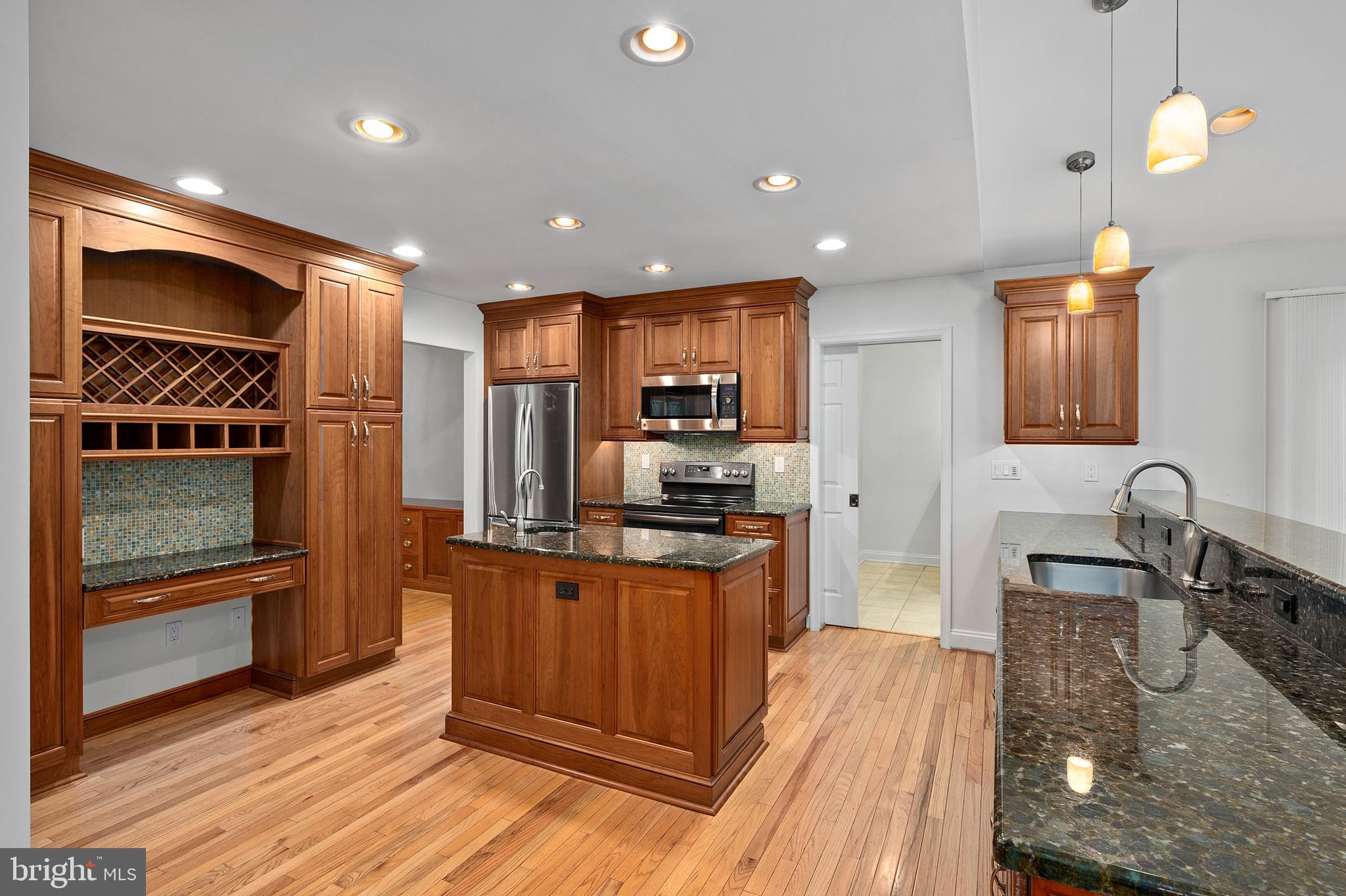 3929 Hawthorne Road Ellicott City, MD 21042 - Photo 3 of 37 Kitchen