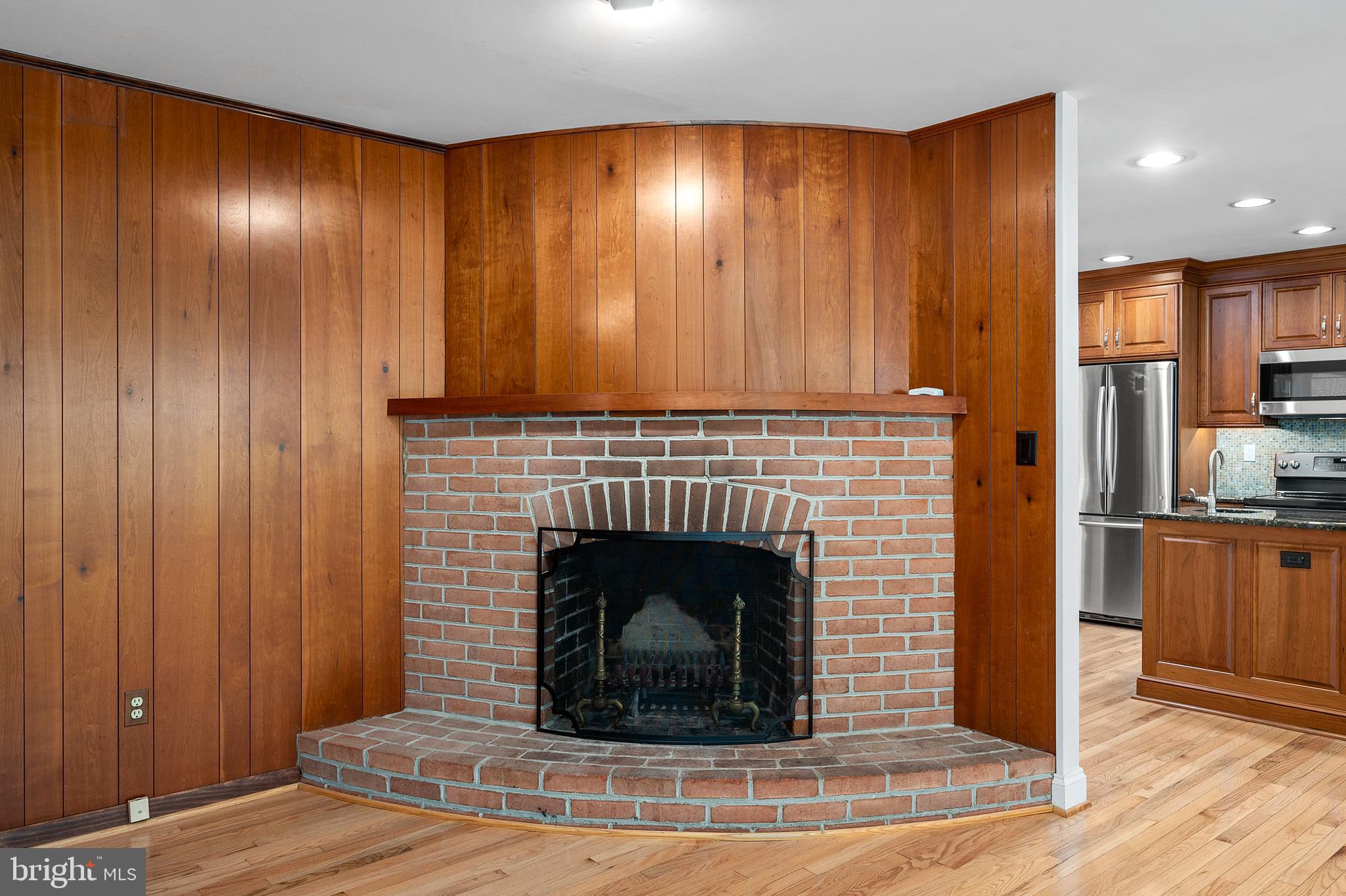 3929 Hawthorne Road Ellicott City, MD 21042 - Photo 8 of 37 Family Room