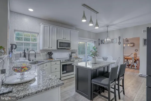 $610,000 | 76 Belfry Drive, Felton, DE 19943