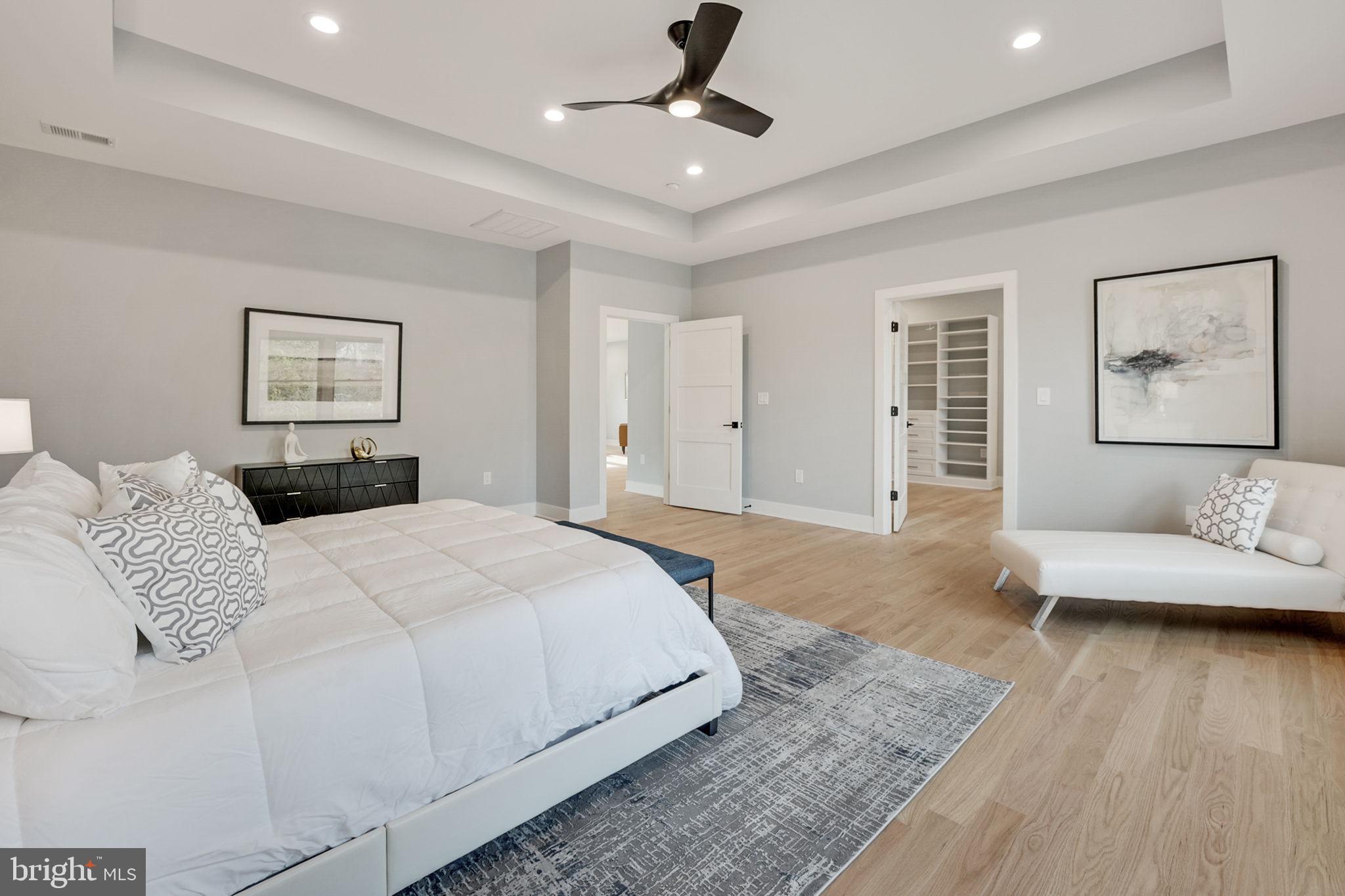 1422 Mayflower Drive McLean, VA 22101 - Photo 29 of 67 Primary Suite has a ceiling fan and recessed light