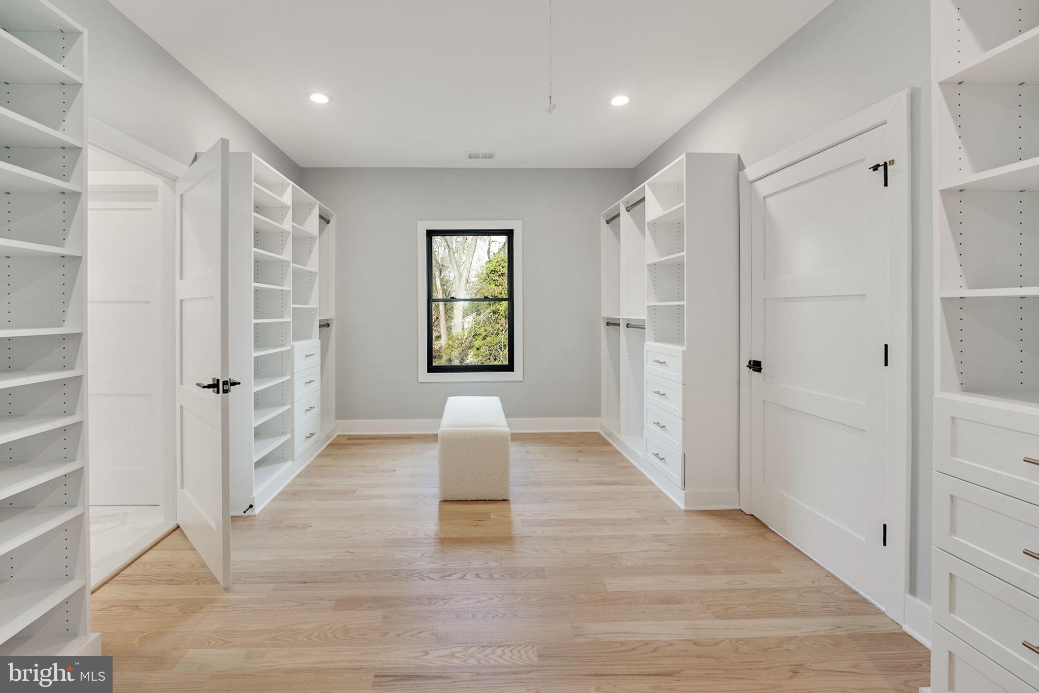 1422 Mayflower Drive McLean, VA 22101 - Photo 32 of 67 Primary Suite walk-in closet