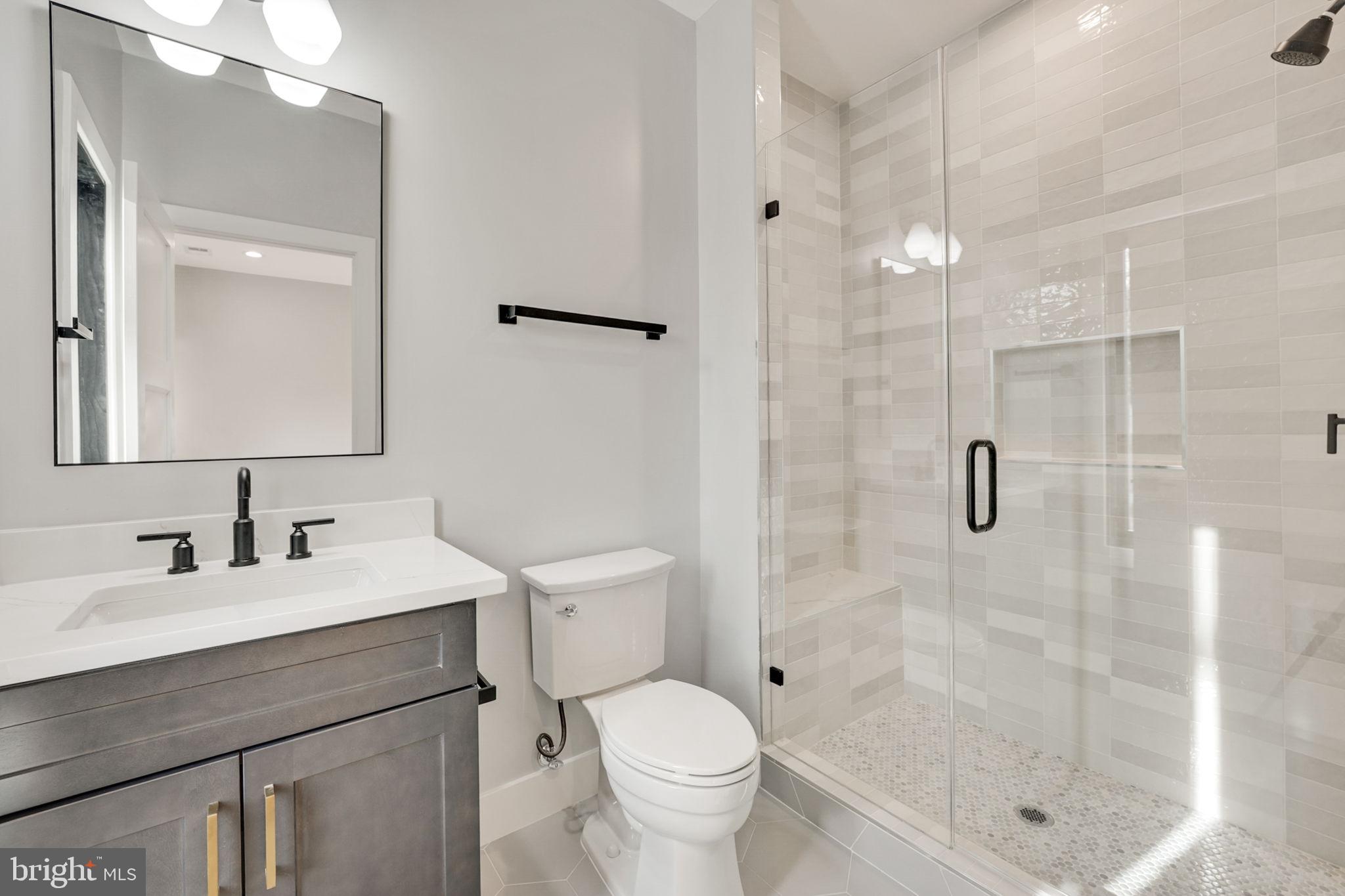 1422 Mayflower Drive McLean, VA 22101 - Photo 39 of 67 Bathroom 3