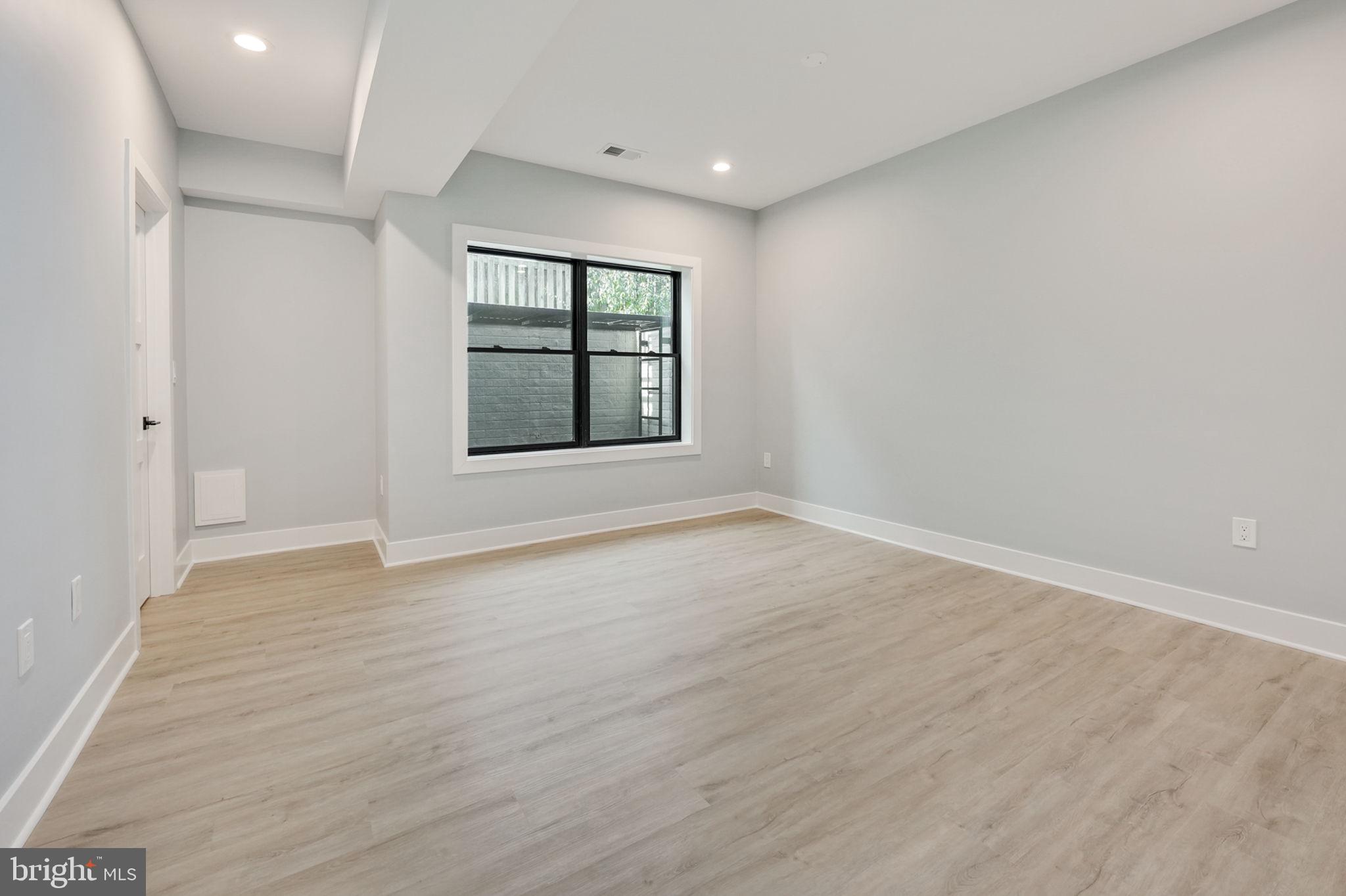 1422 Mayflower Drive McLean, VA 22101 - Photo 52 of 67 Bedroom 6