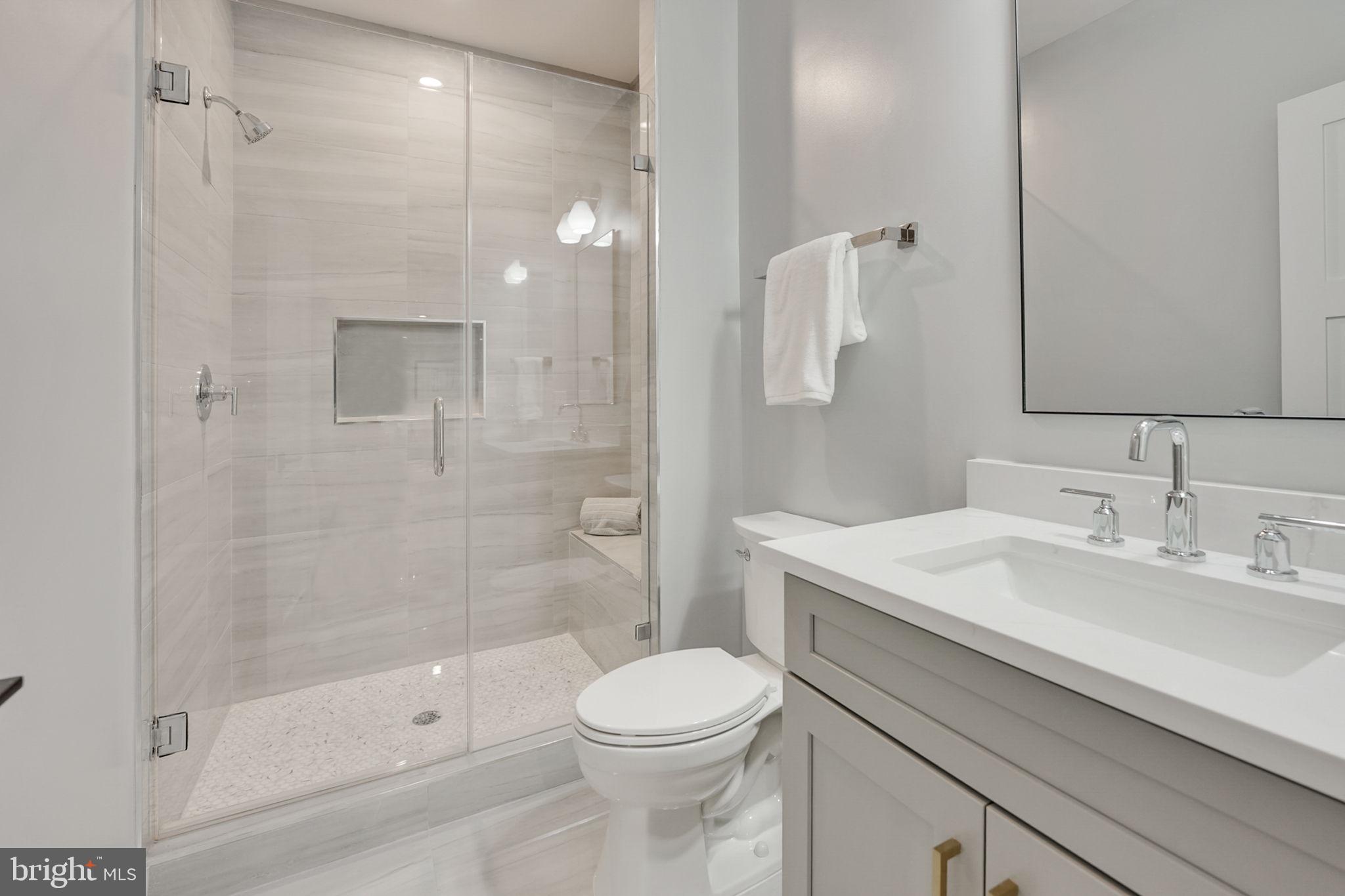1422 Mayflower Drive McLean, VA 22101 - Photo 53 of 67 Bathroom 6