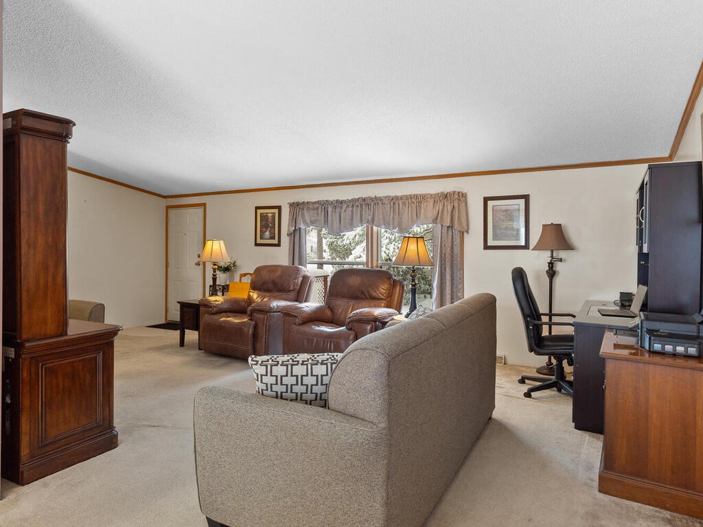 13 Kelly Lane Coventry, RI 02816 - Photo 4 of 22