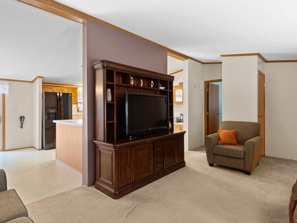 13 Kelly Lane Coventry, RI 02816 - Photo 5 of 22