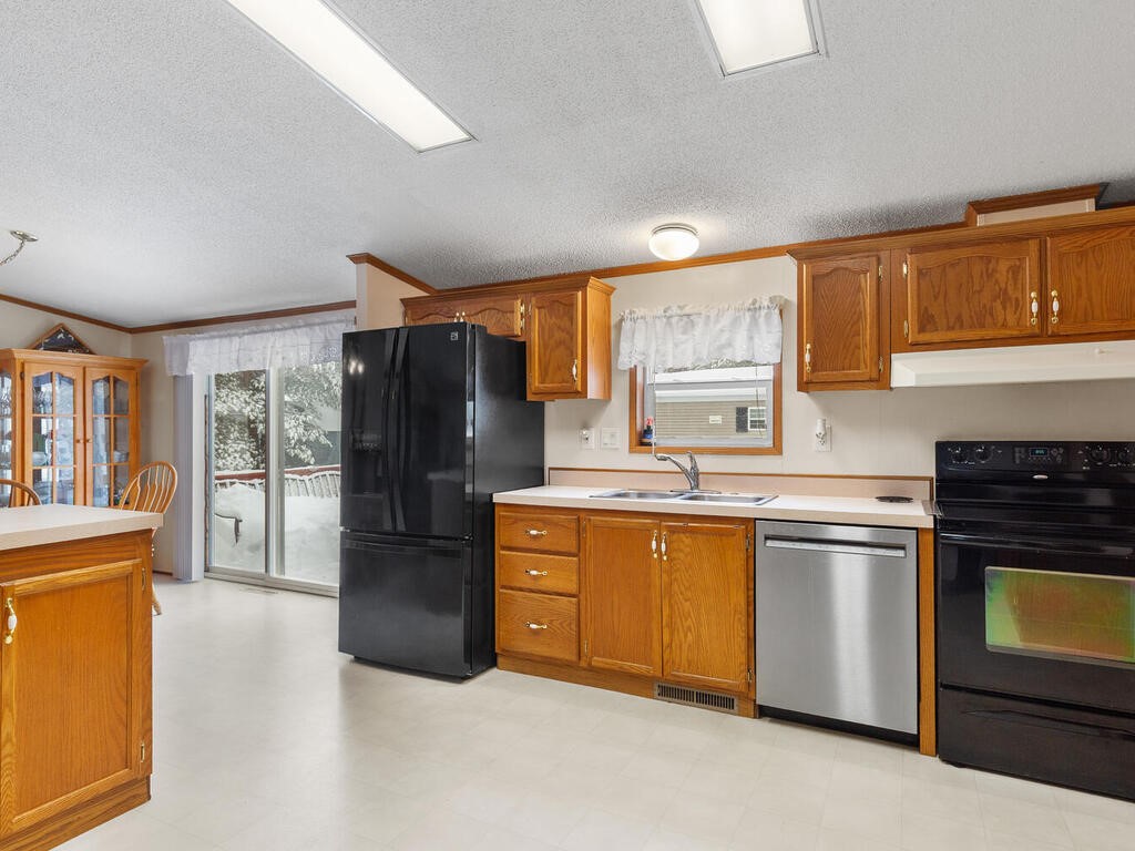 13 Kelly Lane Coventry, RI 02816 - Photo 9 of 22