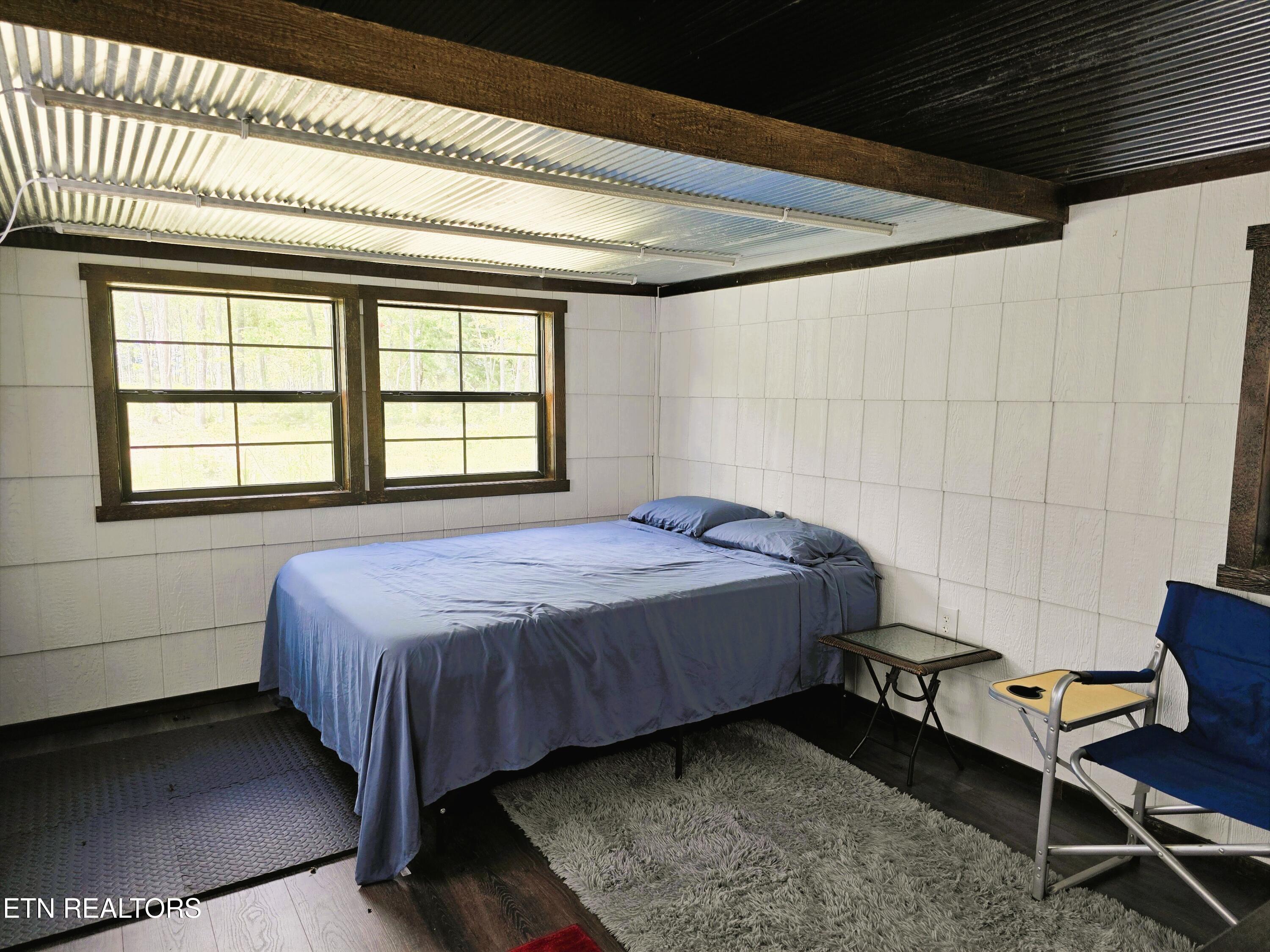 372 Perkins Trail Deer Lodge, TN 37726 - Photo 26 of 27 372 Perkins Trl Deer Lodge TN bedroom