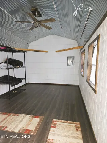 $129,900 | 372 Perkins Trail, Deer Lodge, TN 37726