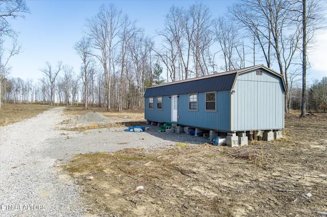 $129,900 | 372 Perkins Trail, Deer Lodge, TN 37726