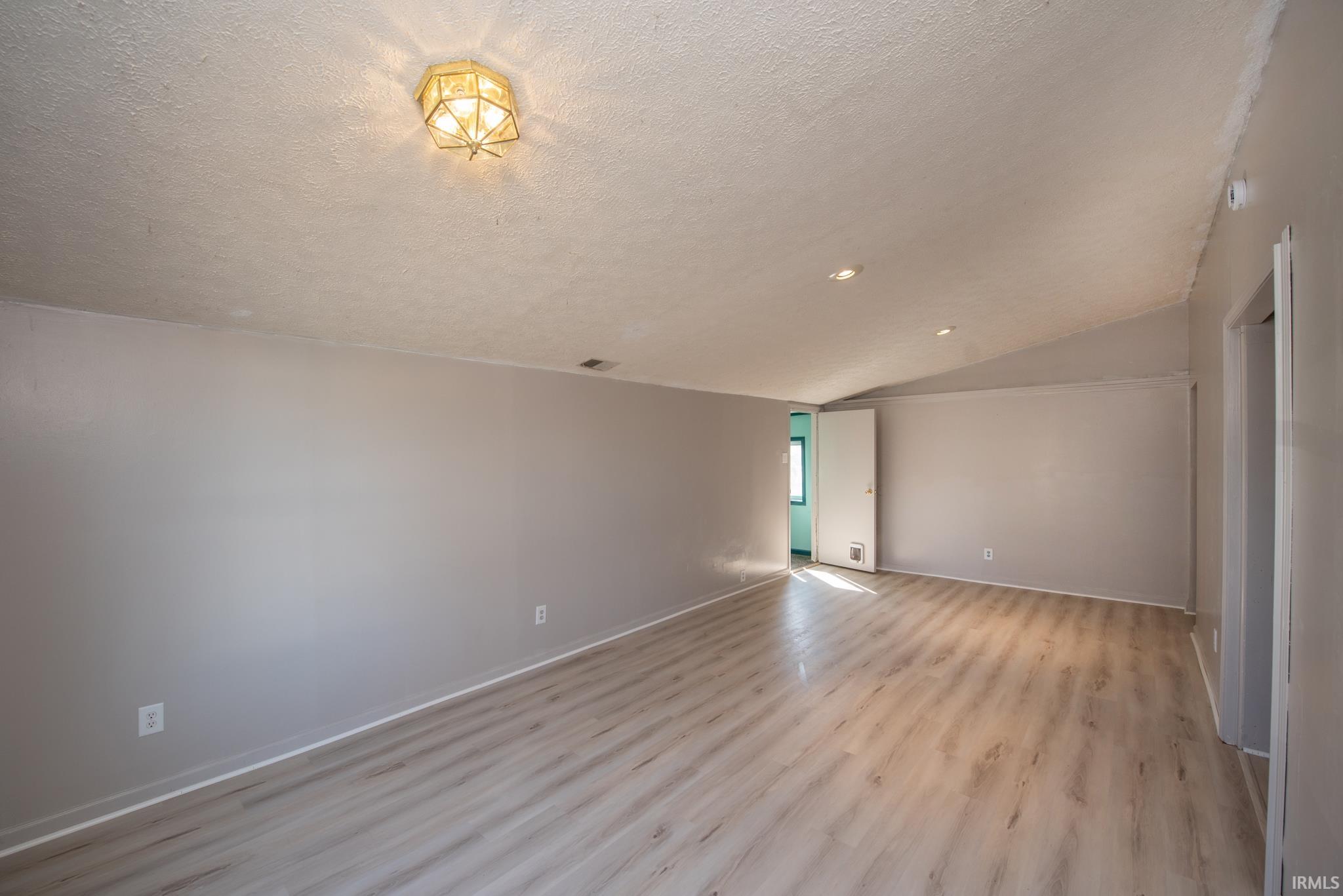 708 Evans Street Lebanon, IN 46052 - Photo 17 of 28