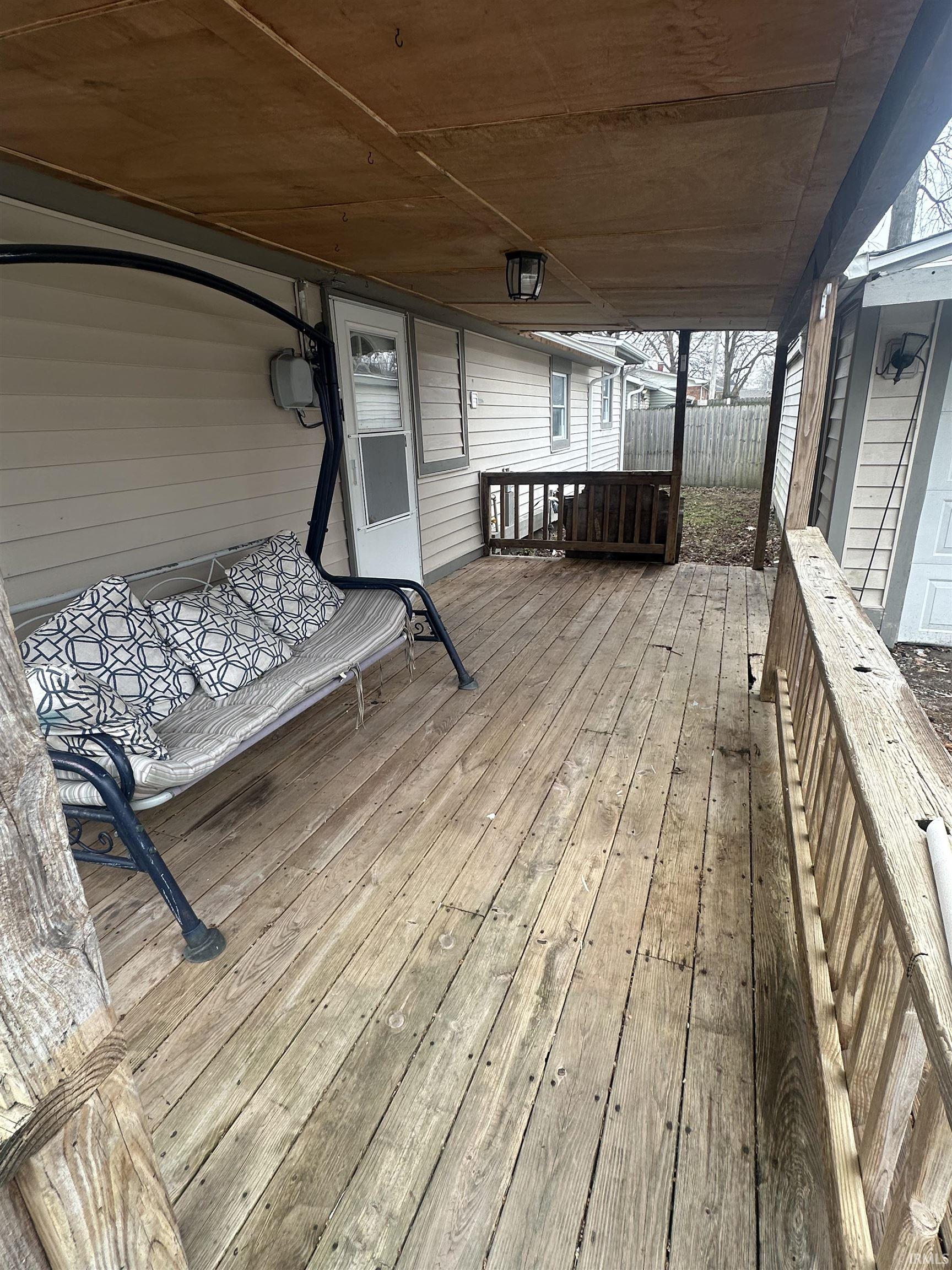 708 Evans Street Lebanon, IN 46052 - Photo 5 of 28