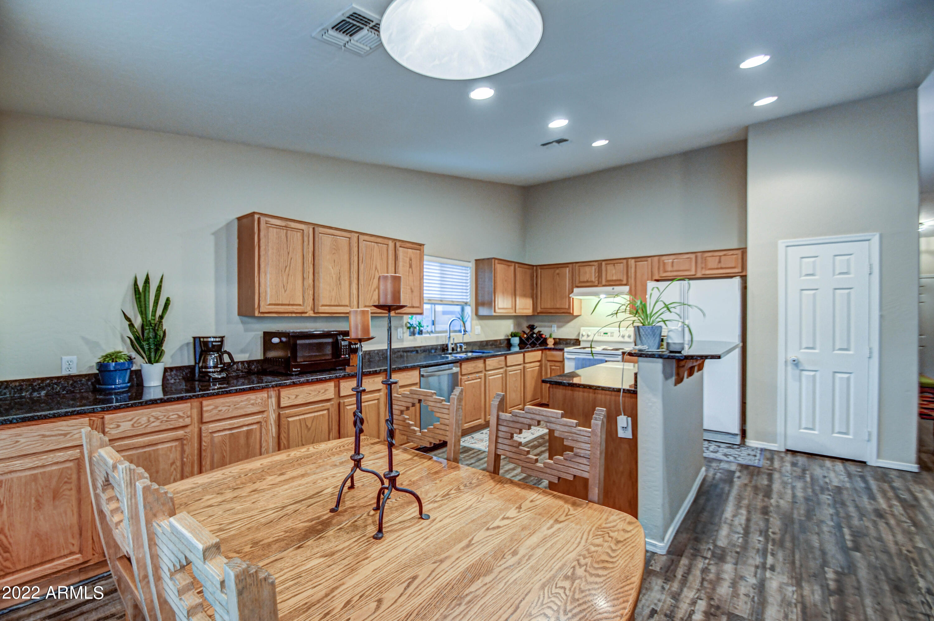 1710 East Harwell Road Phoenix, AZ 85042 - Photo 13 of 54 Kitchen 2