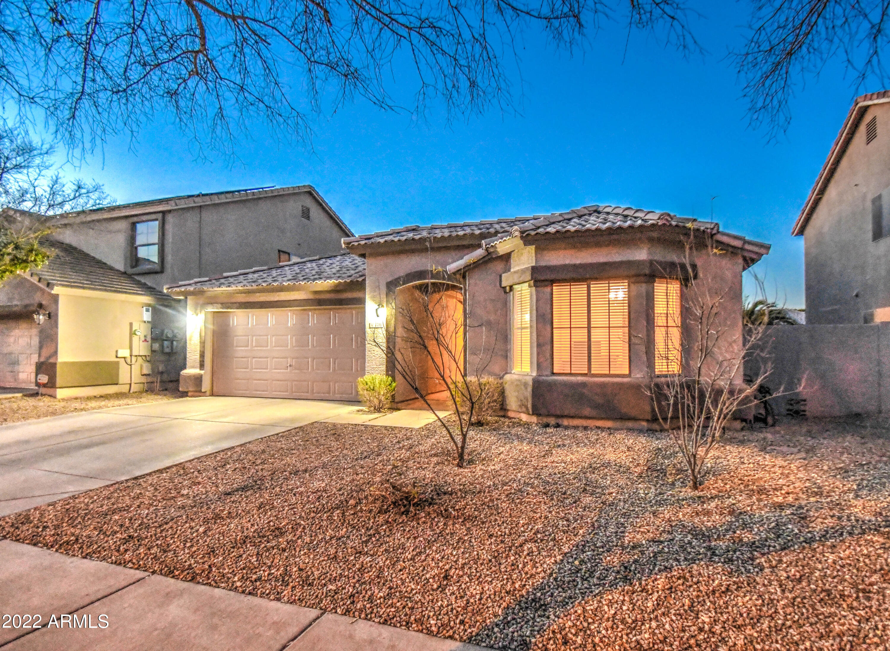 1710 East Harwell Road Phoenix, AZ 85042 - Photo 3 of 54 Twilight 13