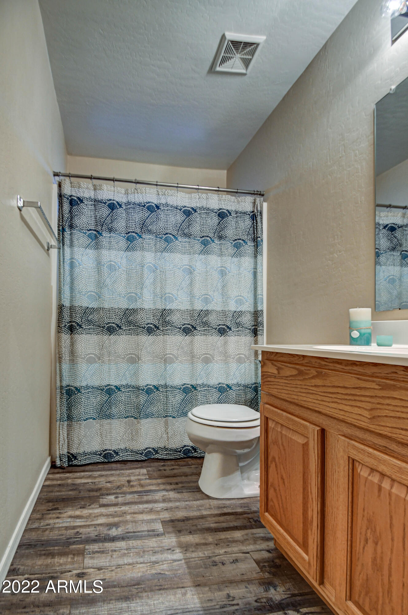 1710 East Harwell Road Phoenix, AZ 85042 - Photo 44 of 54 Bathroom 2-pic 2