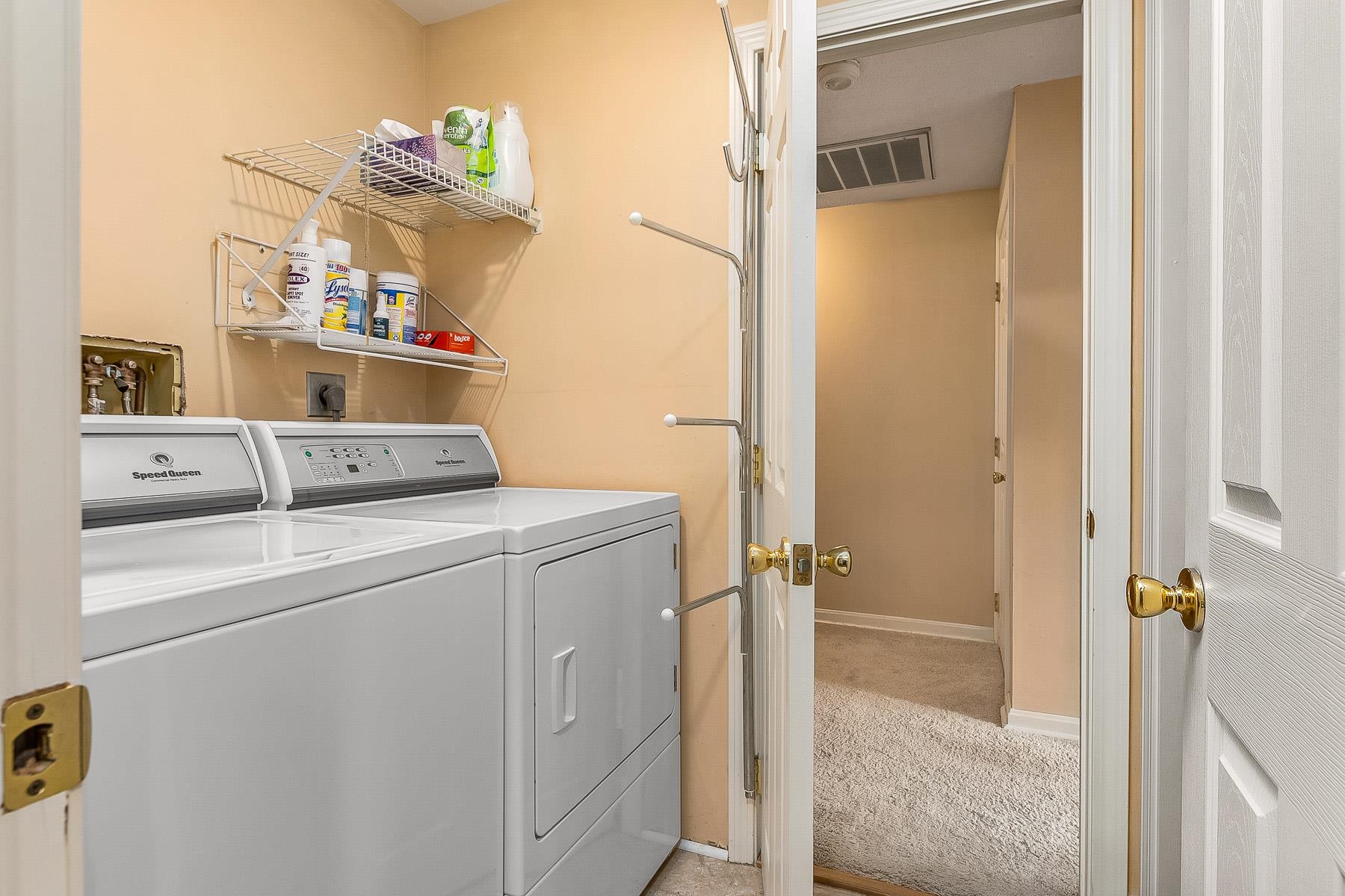 27 Hampton Towne Estates, Unit 27 Hampton, NH 03842 - Photo 20 of 34