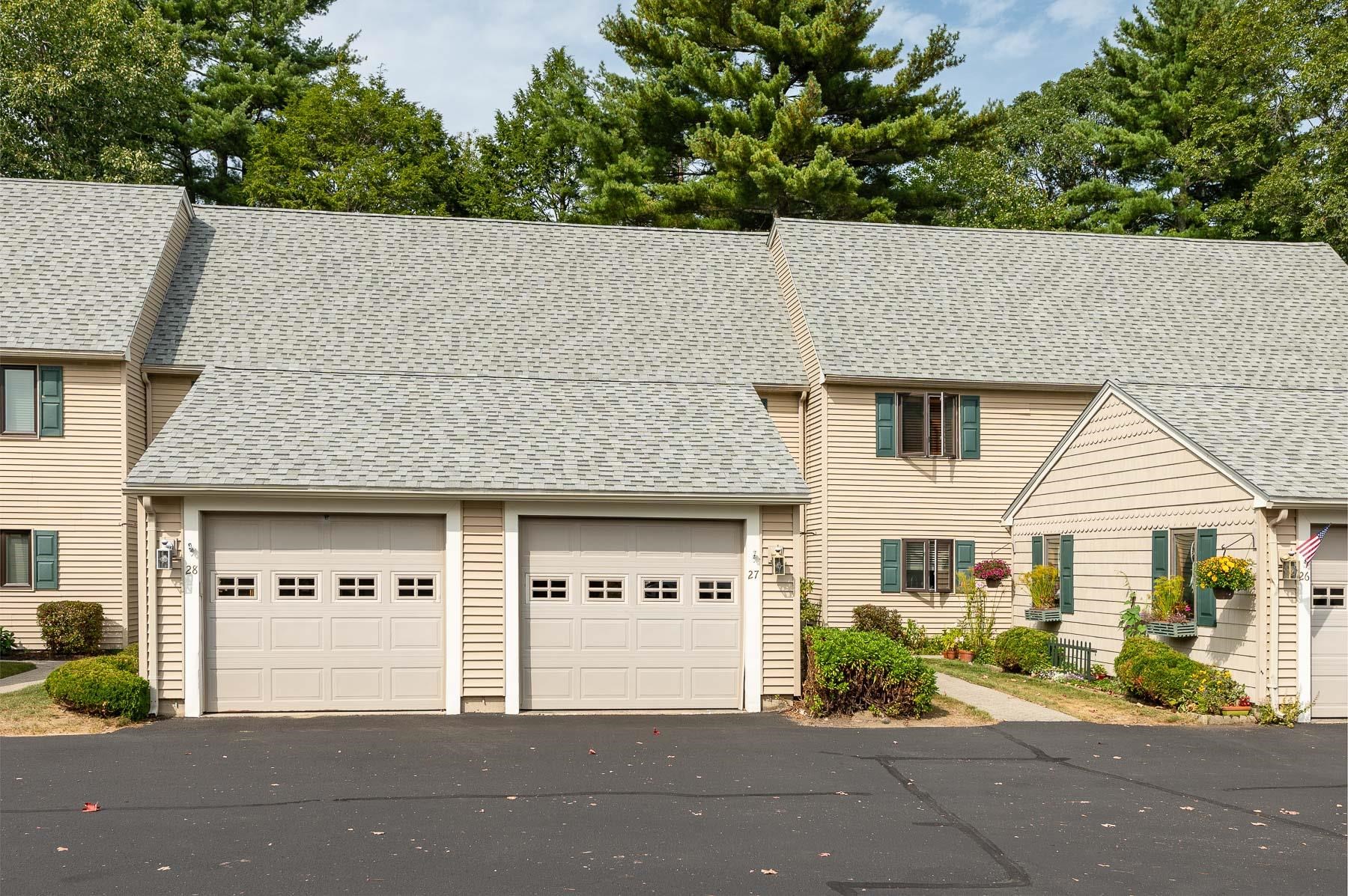 27 Hampton Towne Estates, Unit 27 Hampton, NH 03842 - Photo 2 of 34
