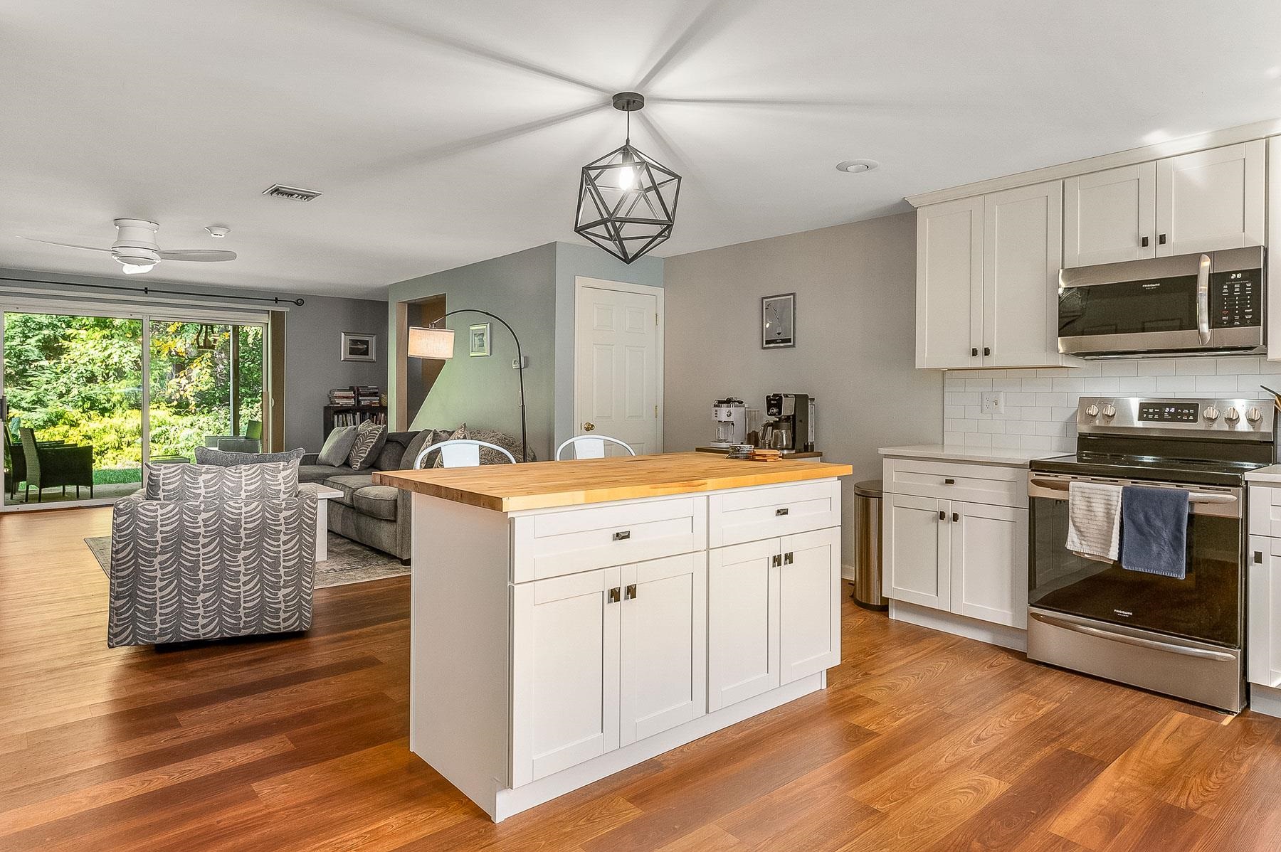 27 Hampton Towne Estates, Unit 27 Hampton, NH 03842 - Photo 33 of 34