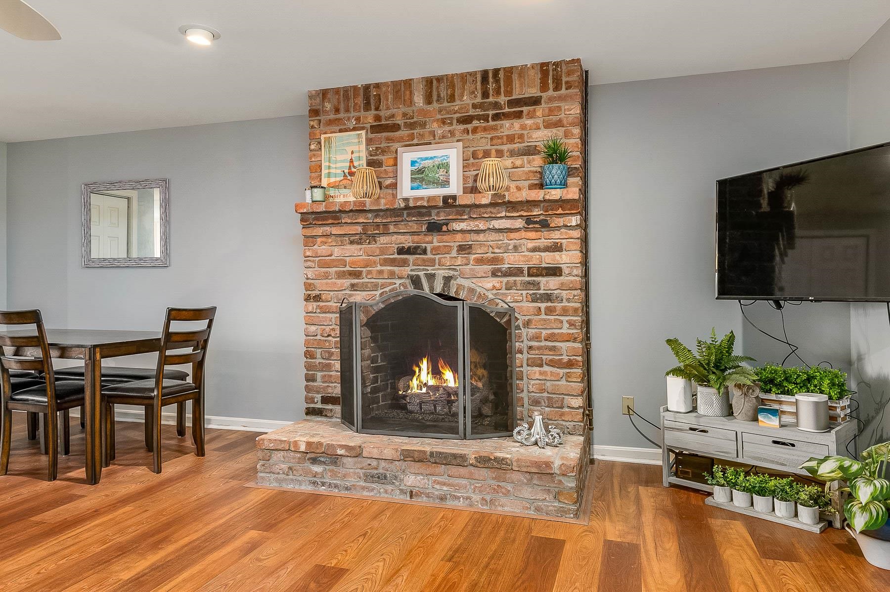 27 Hampton Towne Estates, Unit 27 Hampton, NH 03842 - Photo 9 of 34