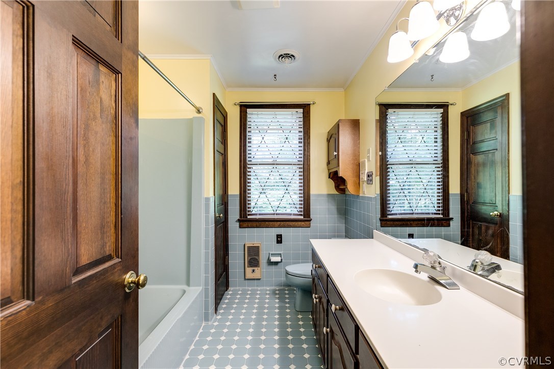 11292 Old Ridge Road Doswell, VA 23047 - Photo 18 of 45 Full bathroom offers tile floors, extended width v