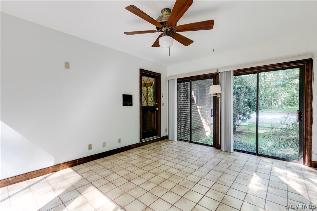 11292 Old Ridge Road Doswell, VA 23047 - Photo 26 of 45 Additional view of the Florida Room with the tile