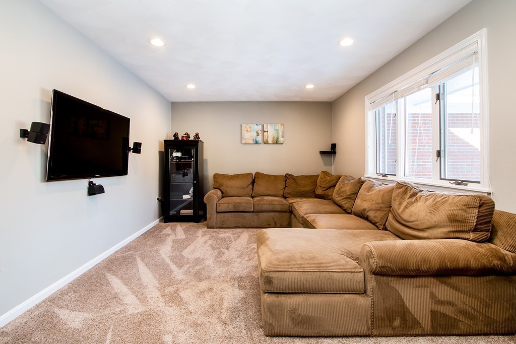 3 Oxbow Road Danvers, MA 01923 - Photo 8 of 15 Gallery Image 8