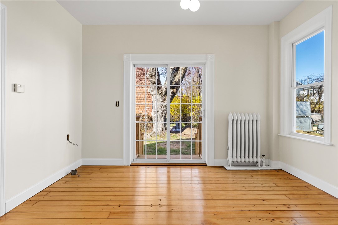 54 East Earle Street Cumberland, RI 02864 - Photo 13 of 44