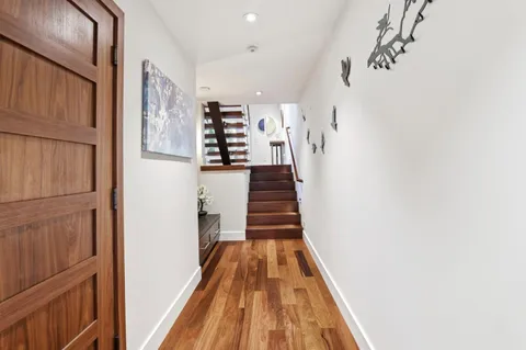 $1,988,000 | 119 Easy Street, Unit 7, Mountain View, CA 94043