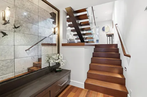 $1,988,000 | 119 Easy Street, Unit 7, Mountain View, CA 94043