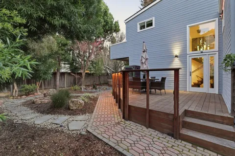 $1,988,000 | 119 Easy Street, Unit 7, Mountain View, CA 94043