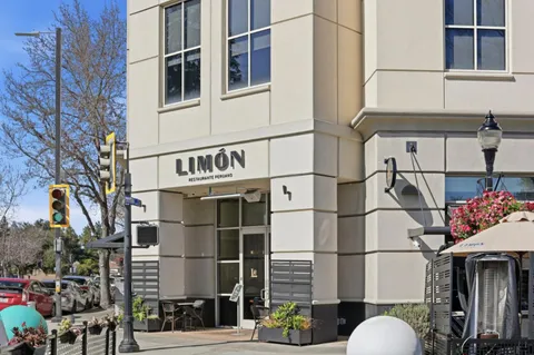 $1,988,000 | 119 Easy Street, Unit 7, Mountain View, CA 94043