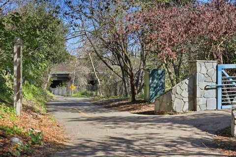 $1,988,000 | 119 Easy Street, Unit 7, Mountain View, CA 94043