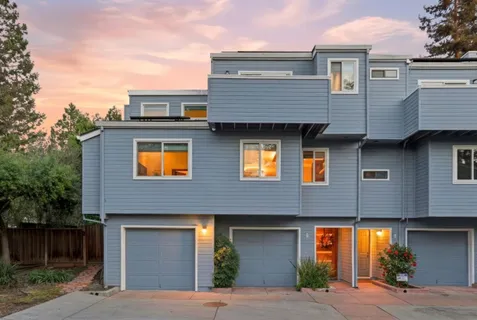 $1,988,000 | 119 Easy Street, Unit 7, Mountain View, CA 94043